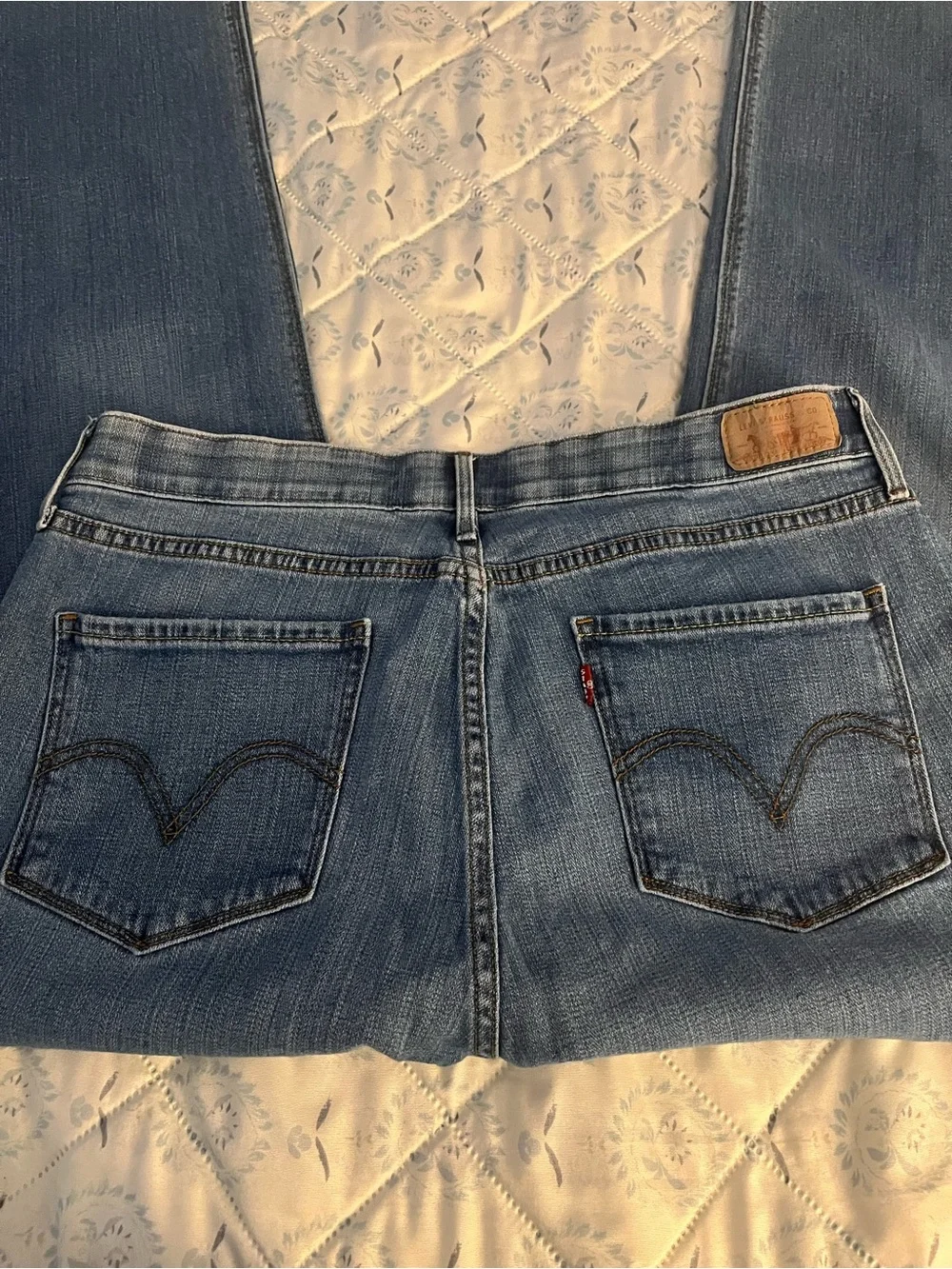 Levi's Women's Medium Blue Perfect Waist 525 Straight-Leg Jeans 14S